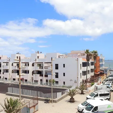 Stunning Sea View With Big Balcony In The Center