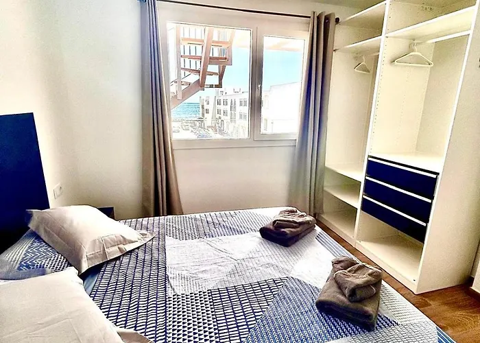 Stunning Sea View With Big Balcony In The Center קורלחו