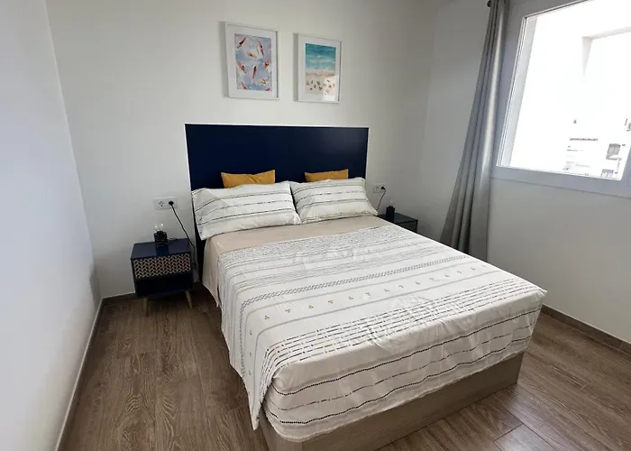 Stunning Sea View With Big Balcony In The Center * קורלחו