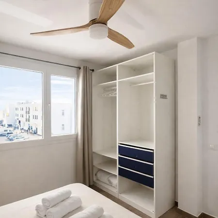 Maki Beautiful Terrace And Garage Apartment