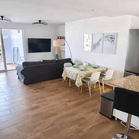 Apartment Maki Beautiful Terrace And Garage