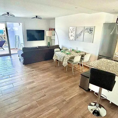 Appartement Stunning Sea View With Big Balcony In The Center Corralejo